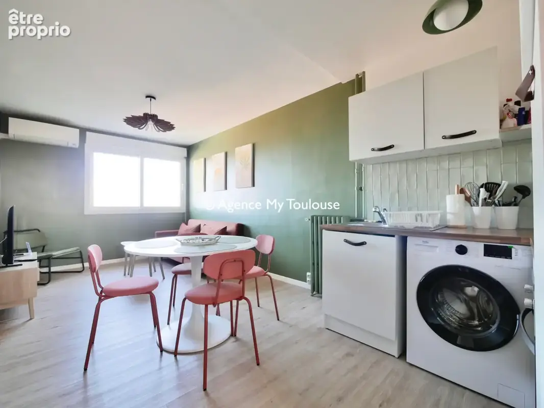 Toulouse, Saint Cyprien, T3 citadin rénové et meublé, clés en main - photo 2