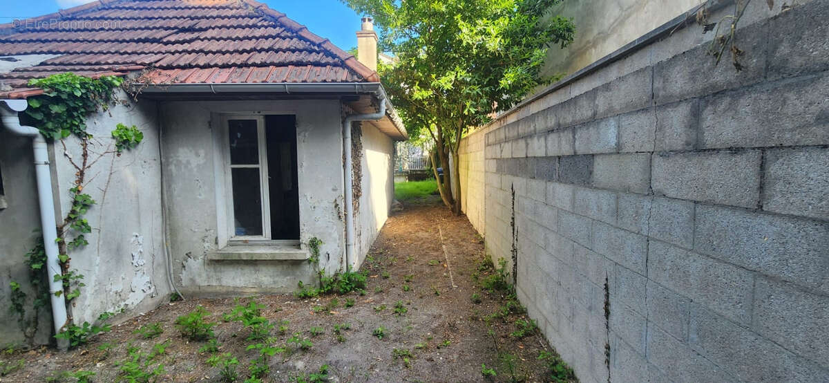 Maison à CLICHY-SOUS-BOIS