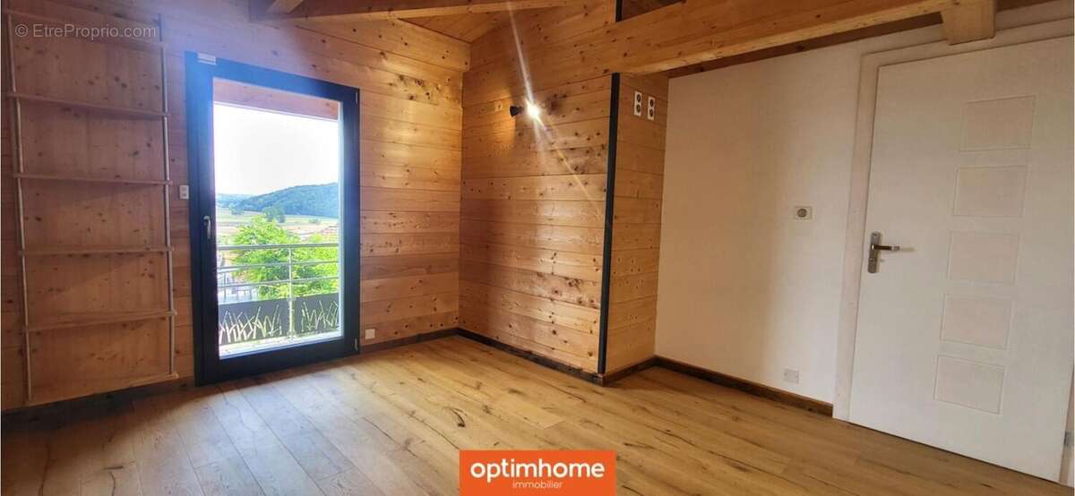 Une propriété d'exception sur les hauteurs offrant une vue imprenable - photo 21