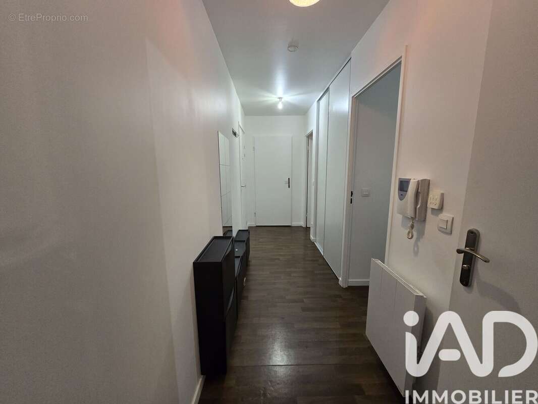 Photo 4 - Appartement à LA COURNEUVE