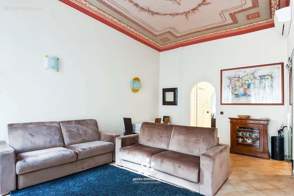 Appartement à MENTON