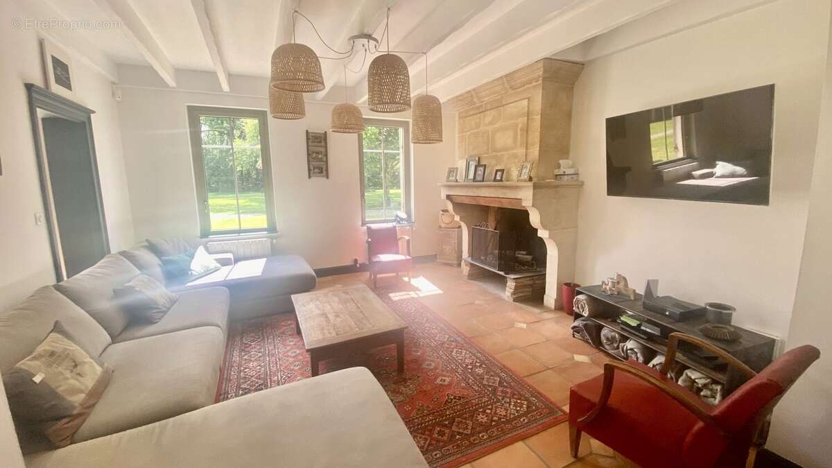 Maison à BELIN-BELIET