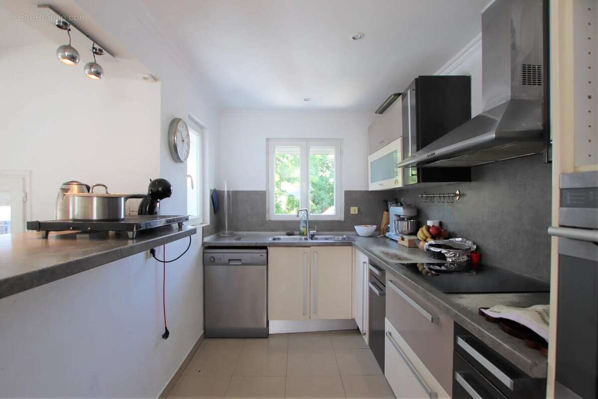 Superbe maison individuelle en plein coeur de cannes! - photo 13