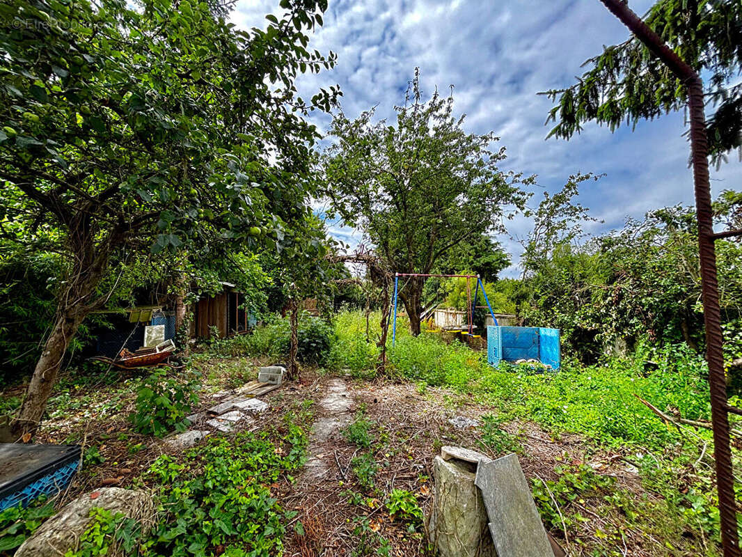 Maison à LES THILLIERS-EN-VEXIN