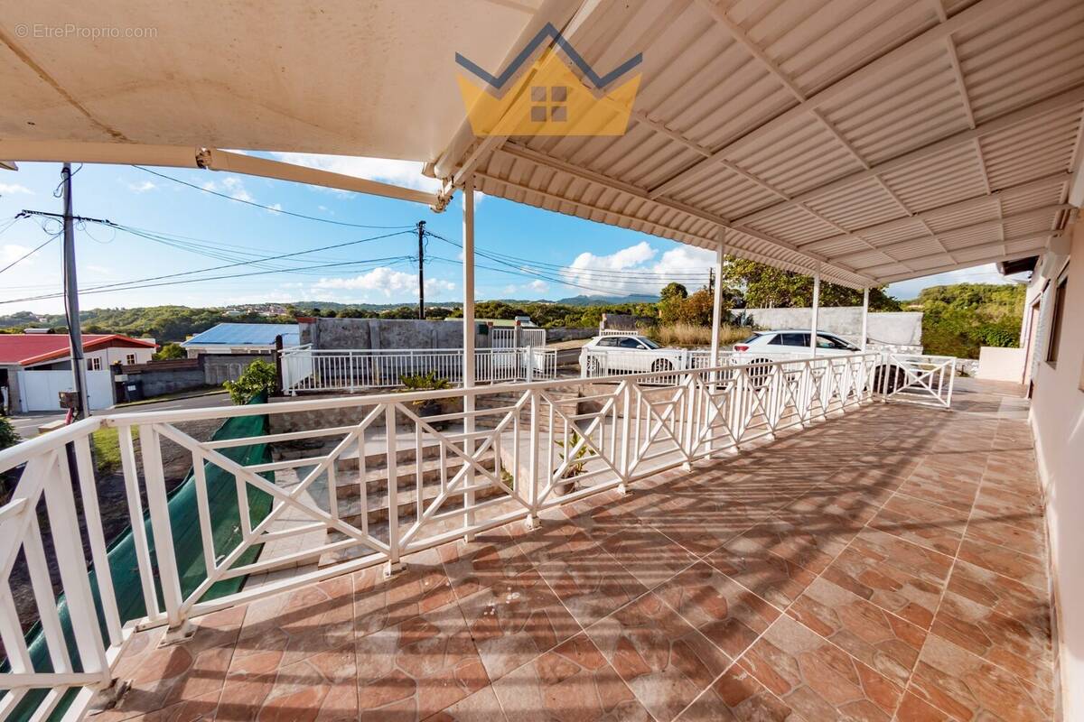 Maison à SCHOELCHER