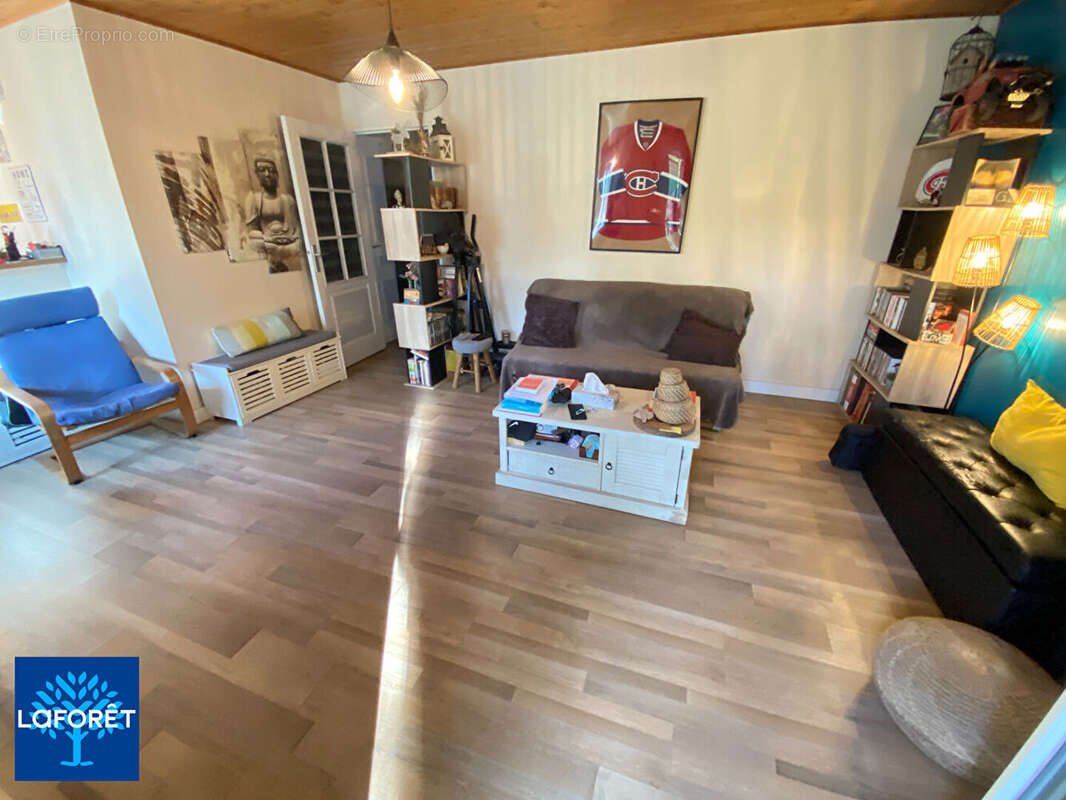 Appartement à MARTIGNAS-SUR-JALLE