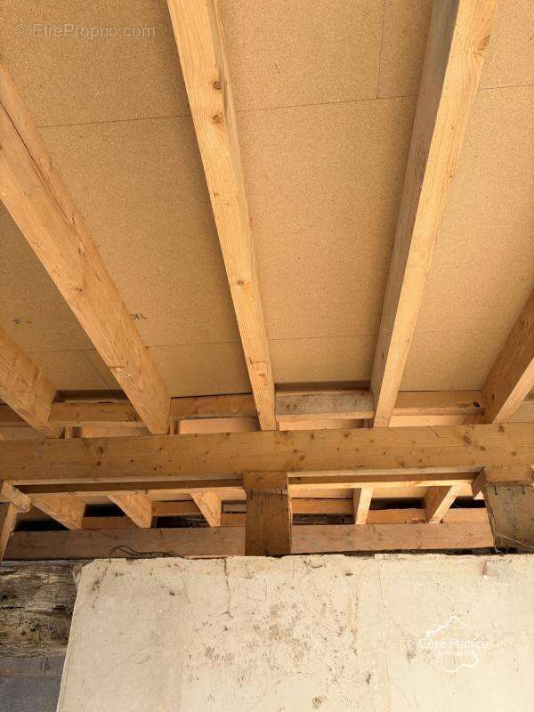 Maison à SAINS-RICHAUMONT