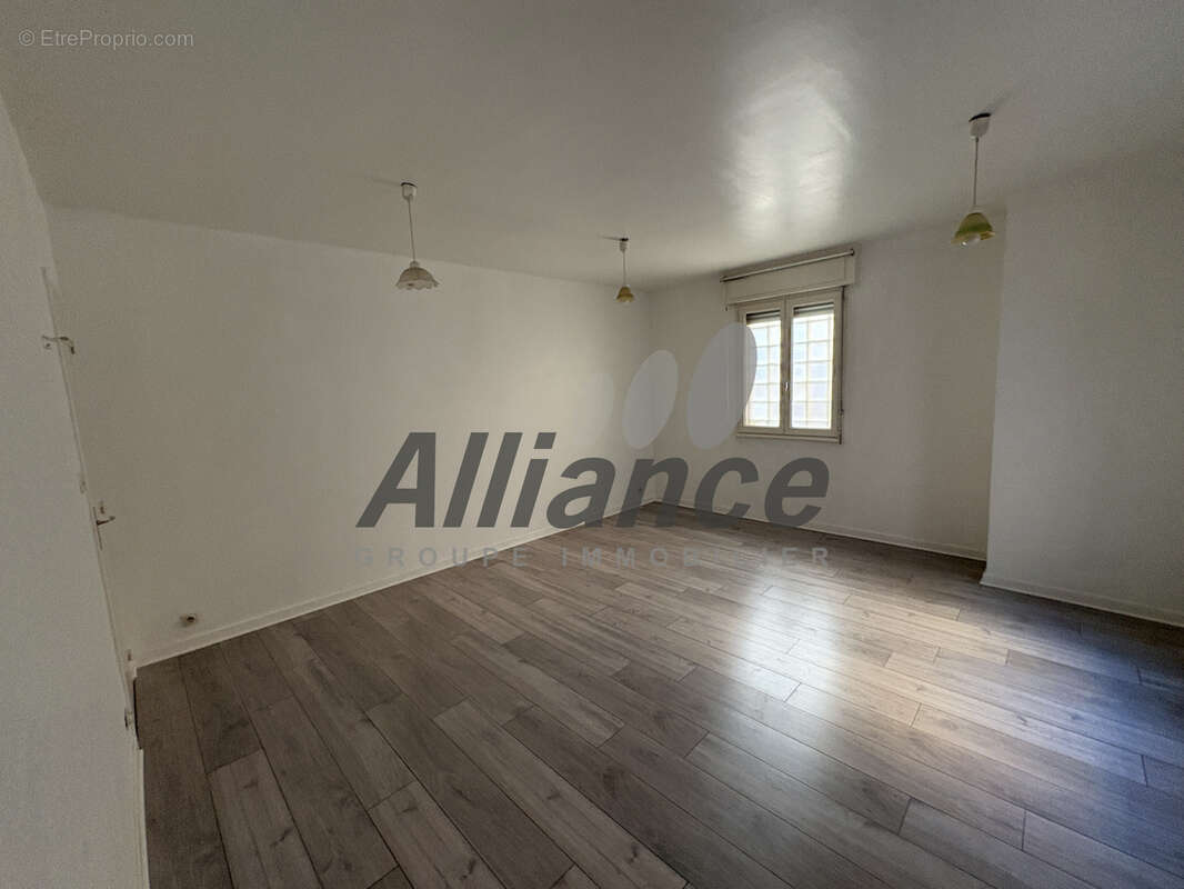 Appartement à LUXEUIL-LES-BAINS