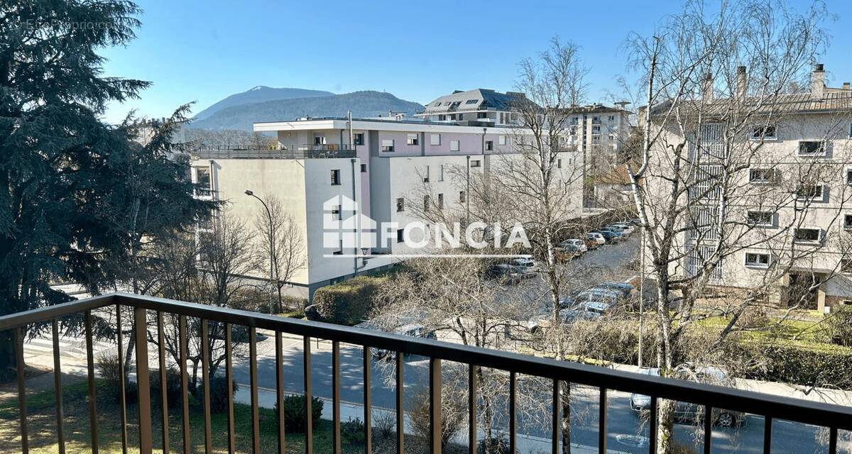 Appartement à ANNECY-LE-VIEUX