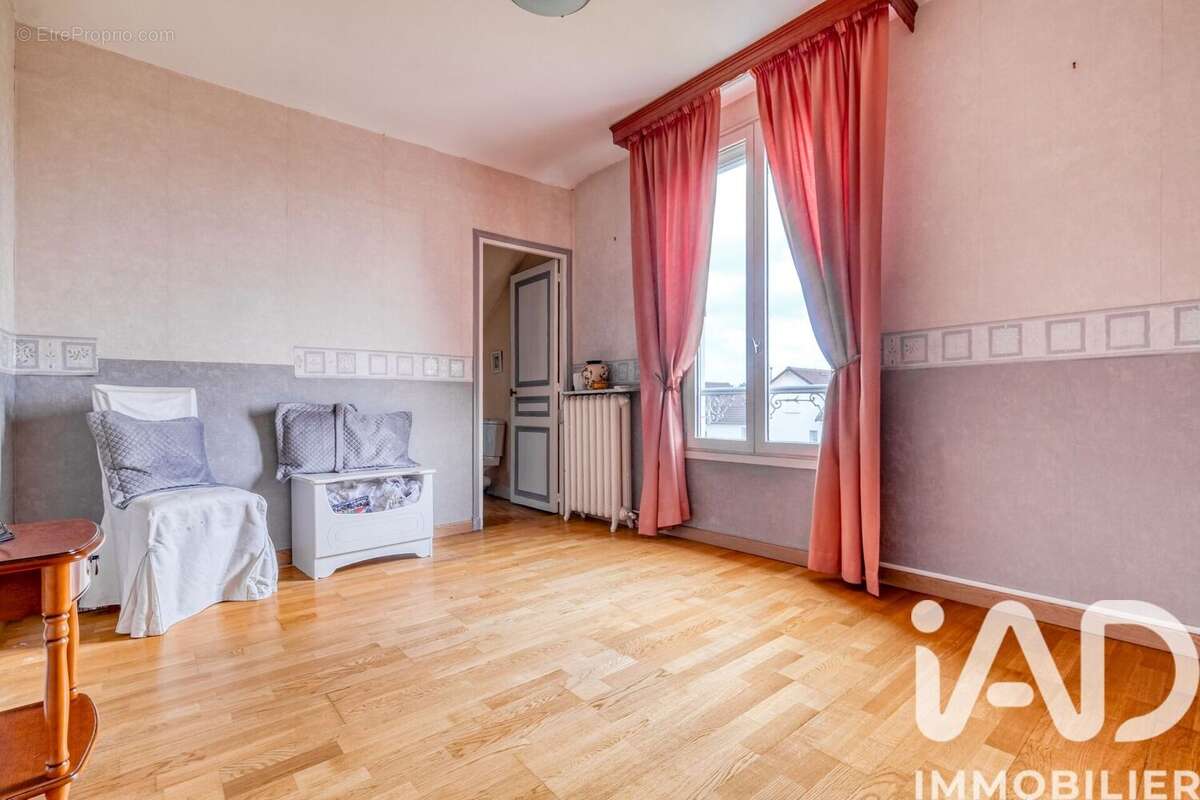 Photo 8 - Maison à CHELLES