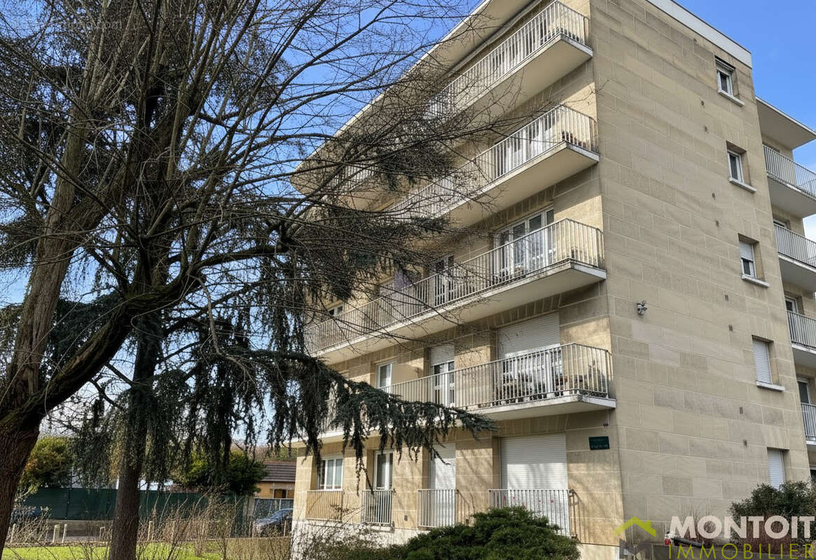 Appartement à L'HAY-LES-ROSES