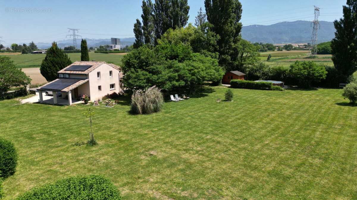 Maison à MONTMEYRAN
