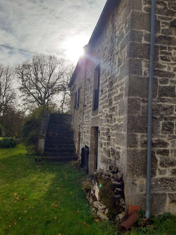 Maison à LARAMIERE