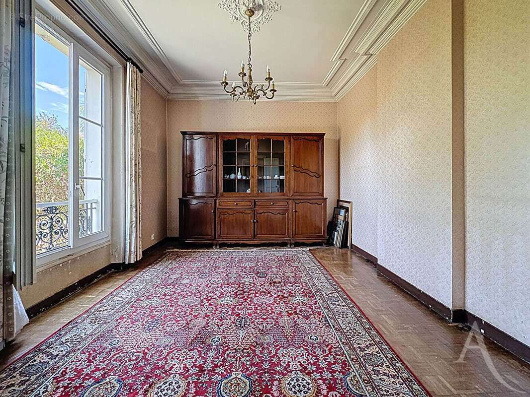 Maison à MANTES-LA-JOLIE