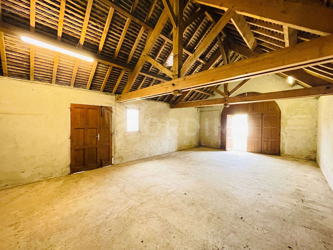 Maison à VARENNES