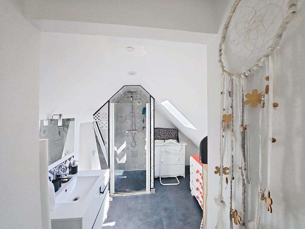 Magnifique longere en pierres de taille, renovee ! - photo 18