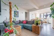 Appartement à LENTILLY