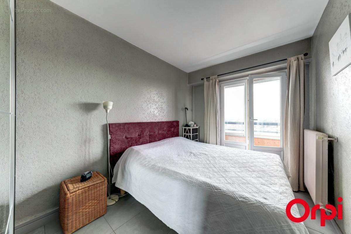 Appartement à CALUIRE-ET-CUIRE