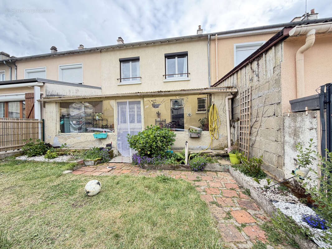 Maison à ARNAGE