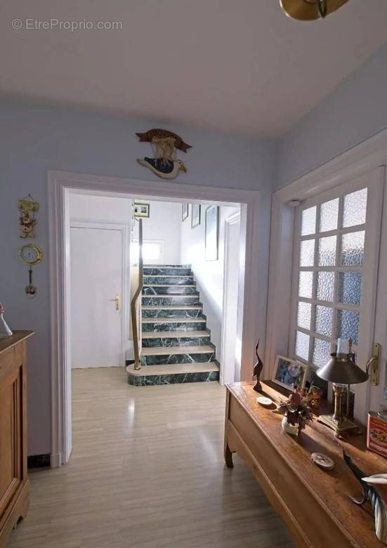 Au centre ville, maison soignée, proche toutes commodités - photo 8