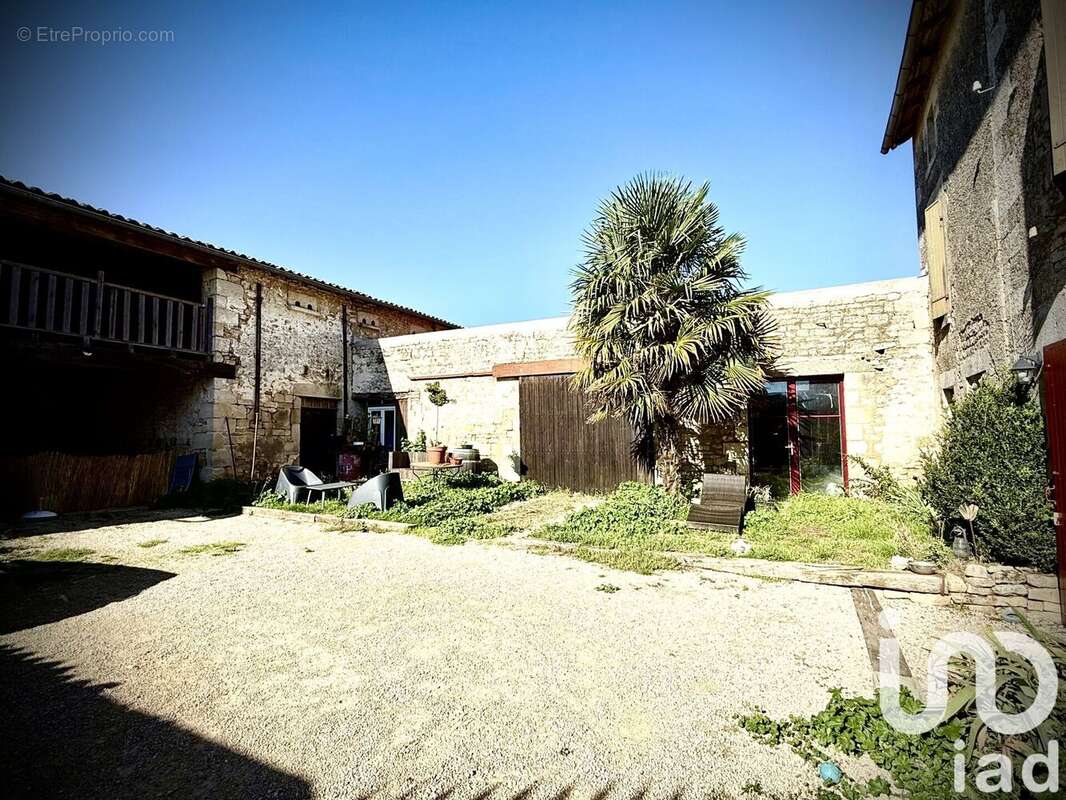 Photo 3 - Maison à CELLES-SUR-BELLE