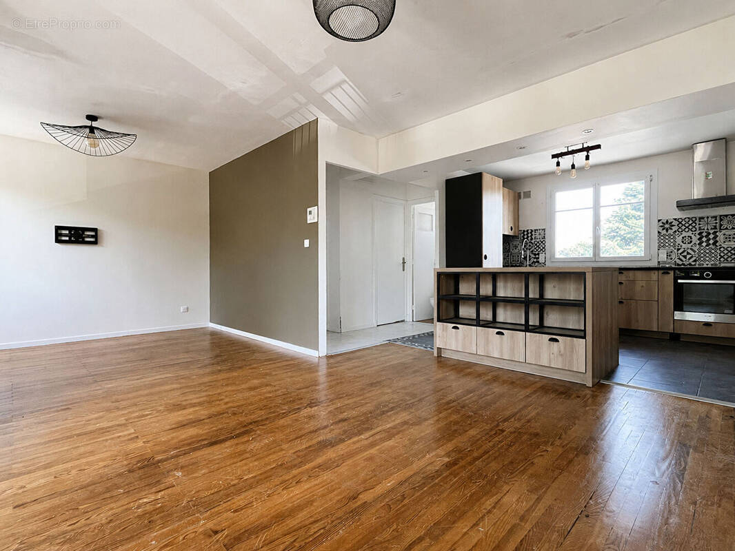Appartement à BILLERE