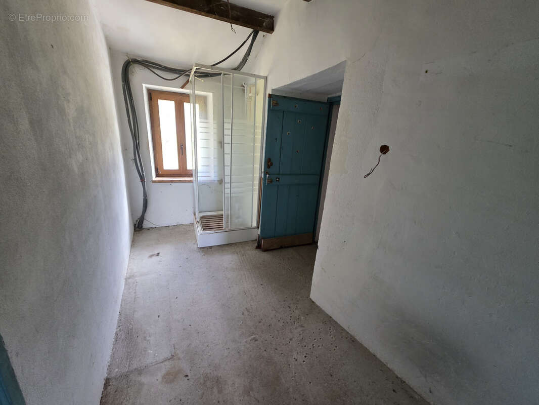 Maison à CURVALLE