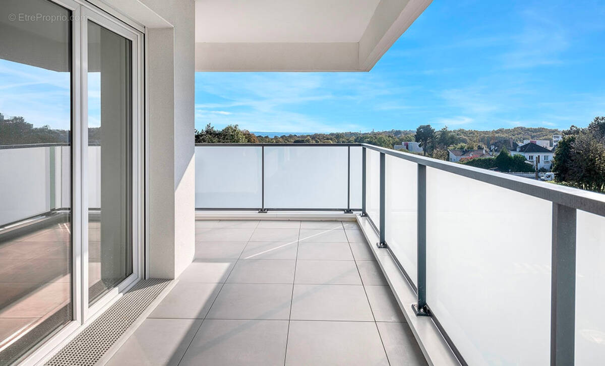 Appartement à TRETS