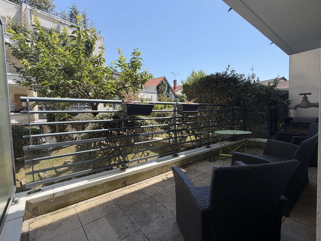 Appartement à SURESNES