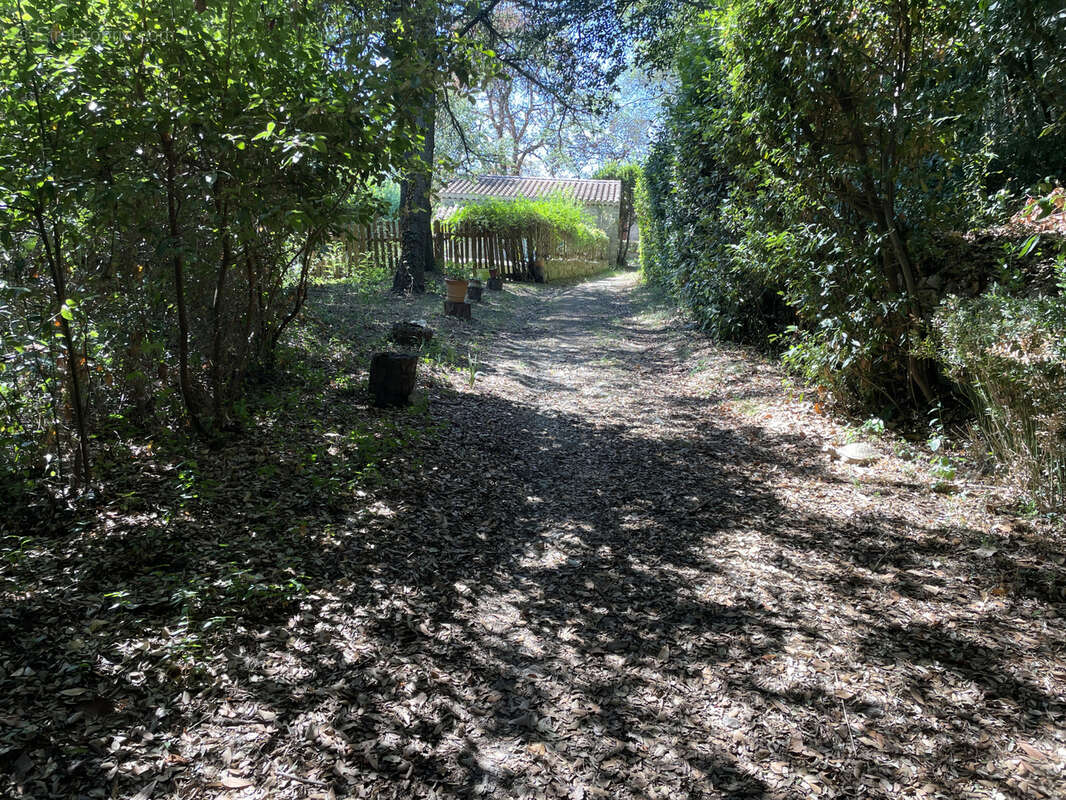 Maison à BOISSET-ET-GAUJAC