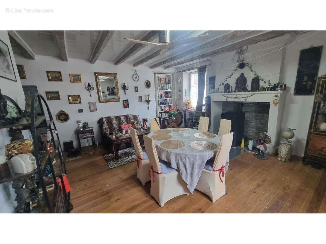 Maison à MAIRE