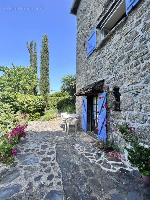 Maison à SAINT-ANDRE-DE-MAJENCOULES