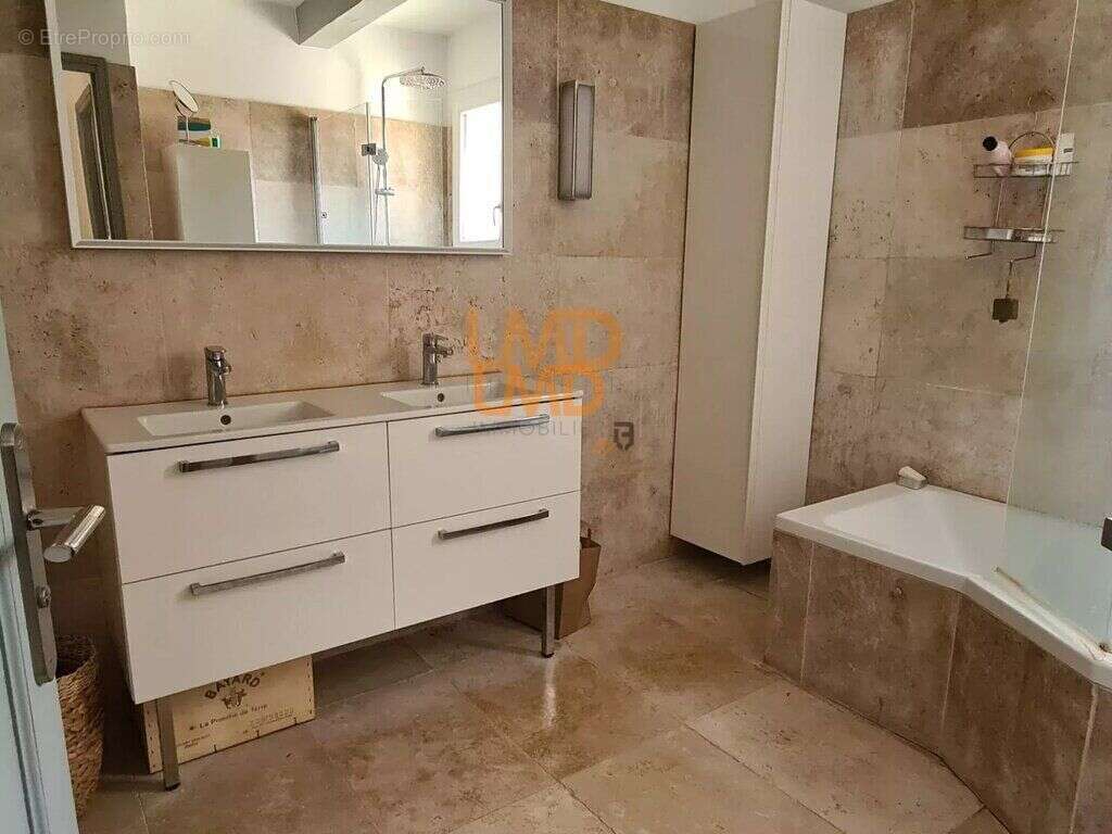 Maison à CAUMONT-SUR-DURANCE