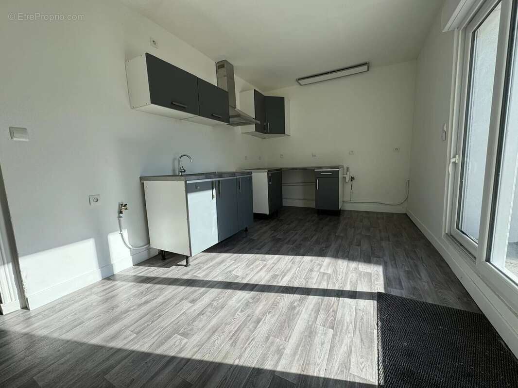 Maison à NEUVILLE-SUR-ESCAUT