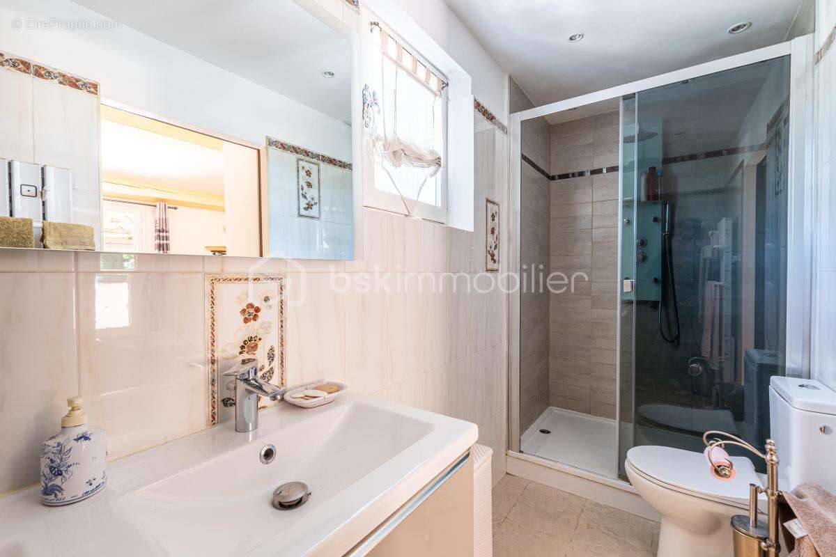 Dpt var 83 : maison provençale - veritable havre de paix - photo 15