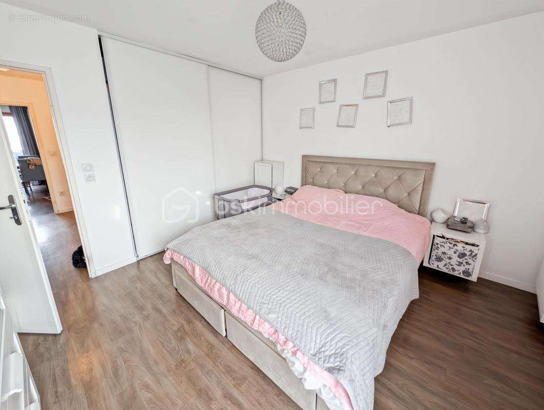 F3 63m2 dernier etage 4/4 residence 2015 avec parking en sous sol proche tram - photo 9