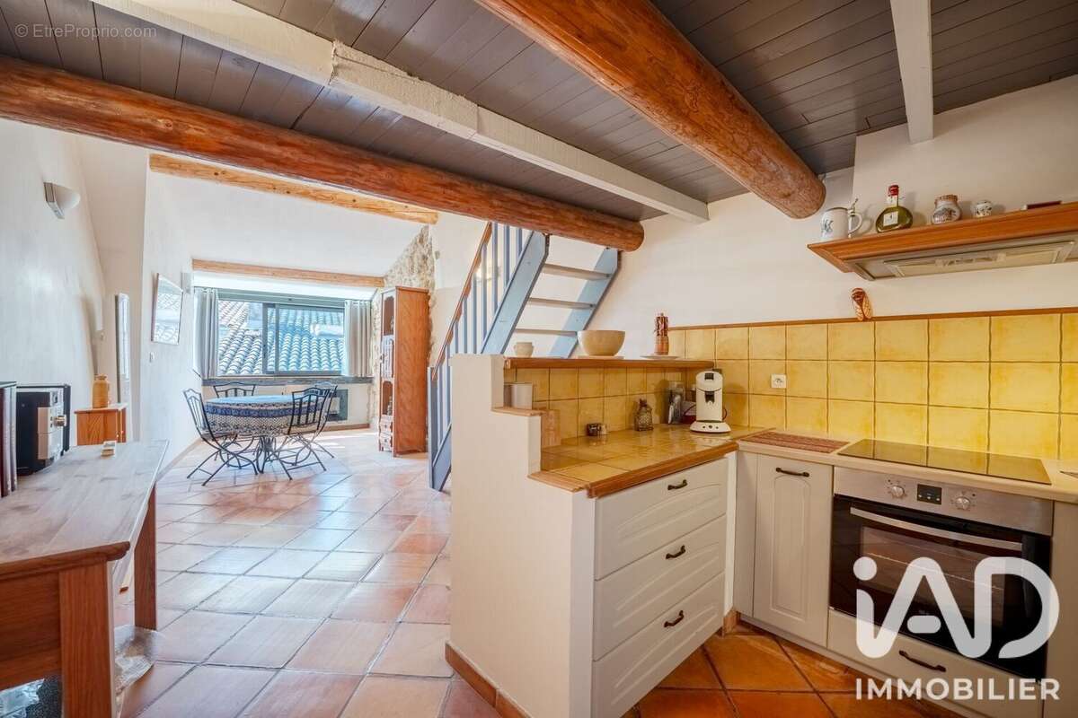 Photo 2 - Appartement à PELISSANNE