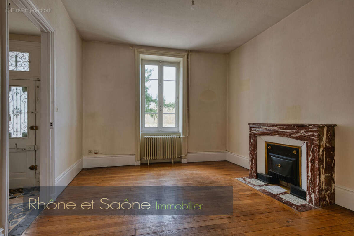 Photo 5 - Maison à MONTMERLE-SUR-SAONE