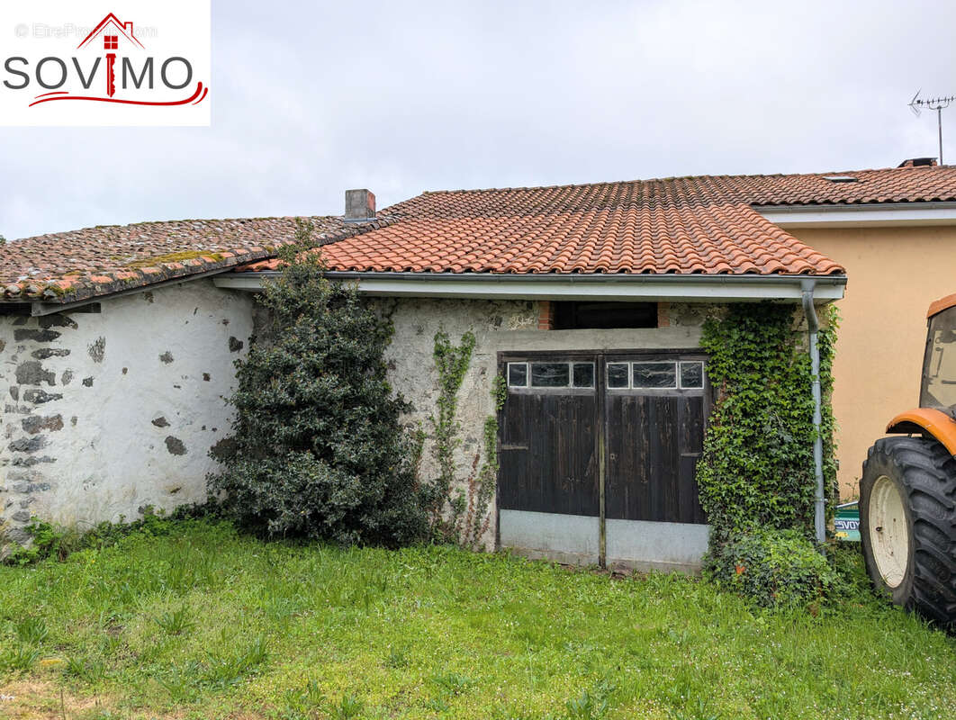 Maison à EXIDEUIL