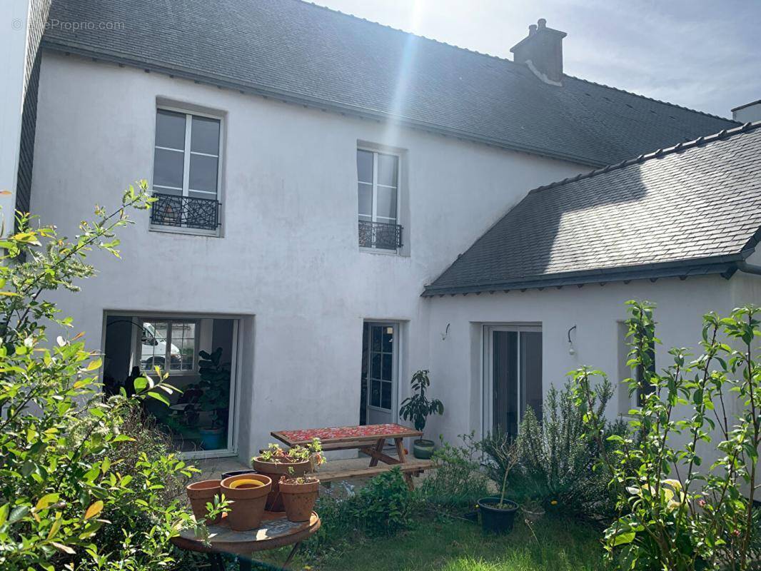 Maison à PLUVIGNER