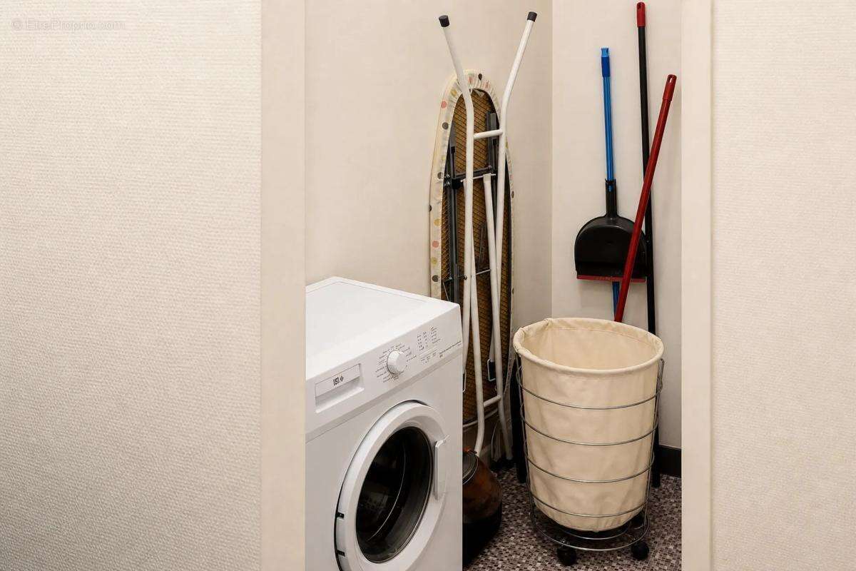 À vendre – Appartement 5 pièces avec locataire en place - photo 9