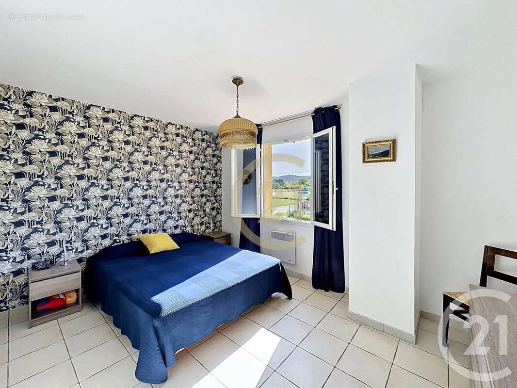Maison 102 m² à Remoulins  - photo 8
