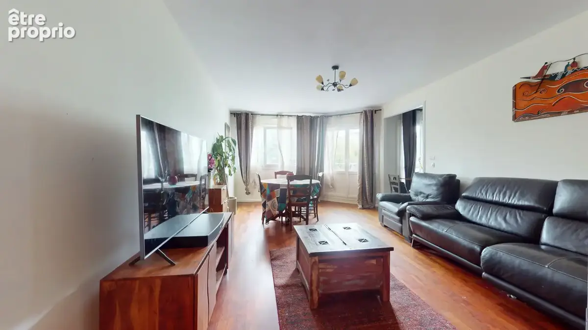 Appartement familial de 88m2 avec balcon et box - photo 2
