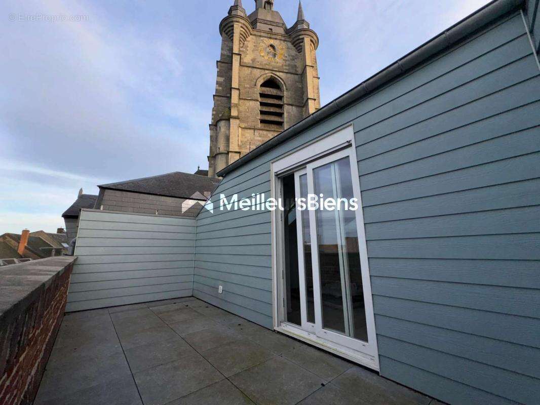 Appartement à AVESNES-SUR-HELPE