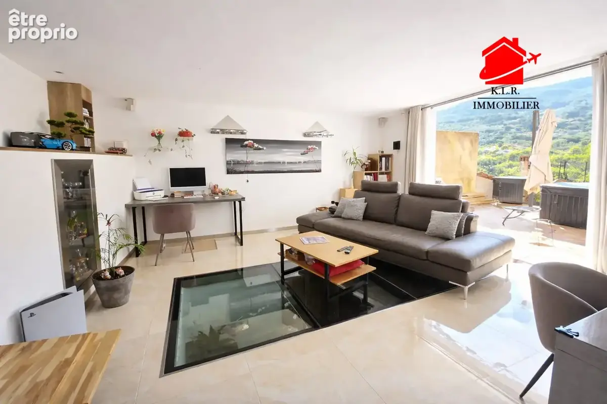 Maison 5 pièces 180 m² à vendre à Carros (06510) - photo 2
