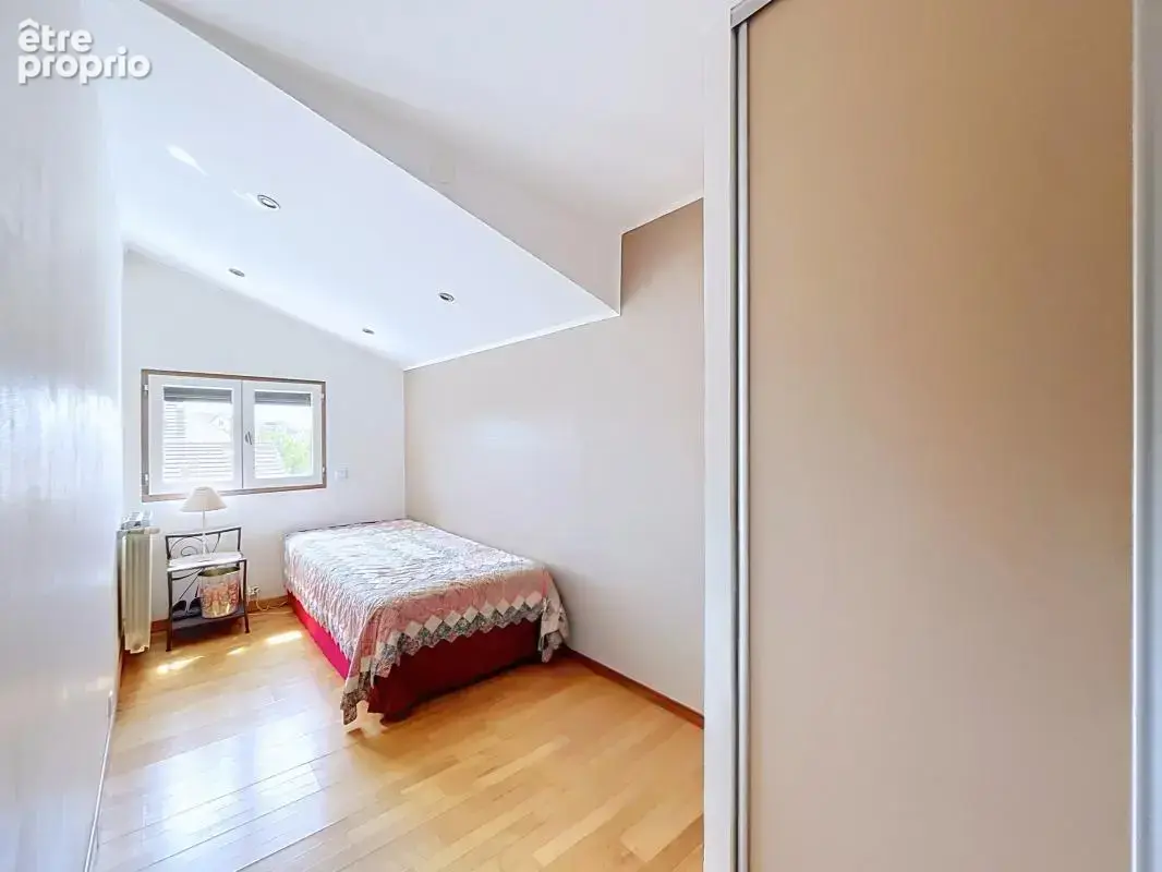 Maison 109 m² à Les Pavillons-Sous-Bois  - photo 13