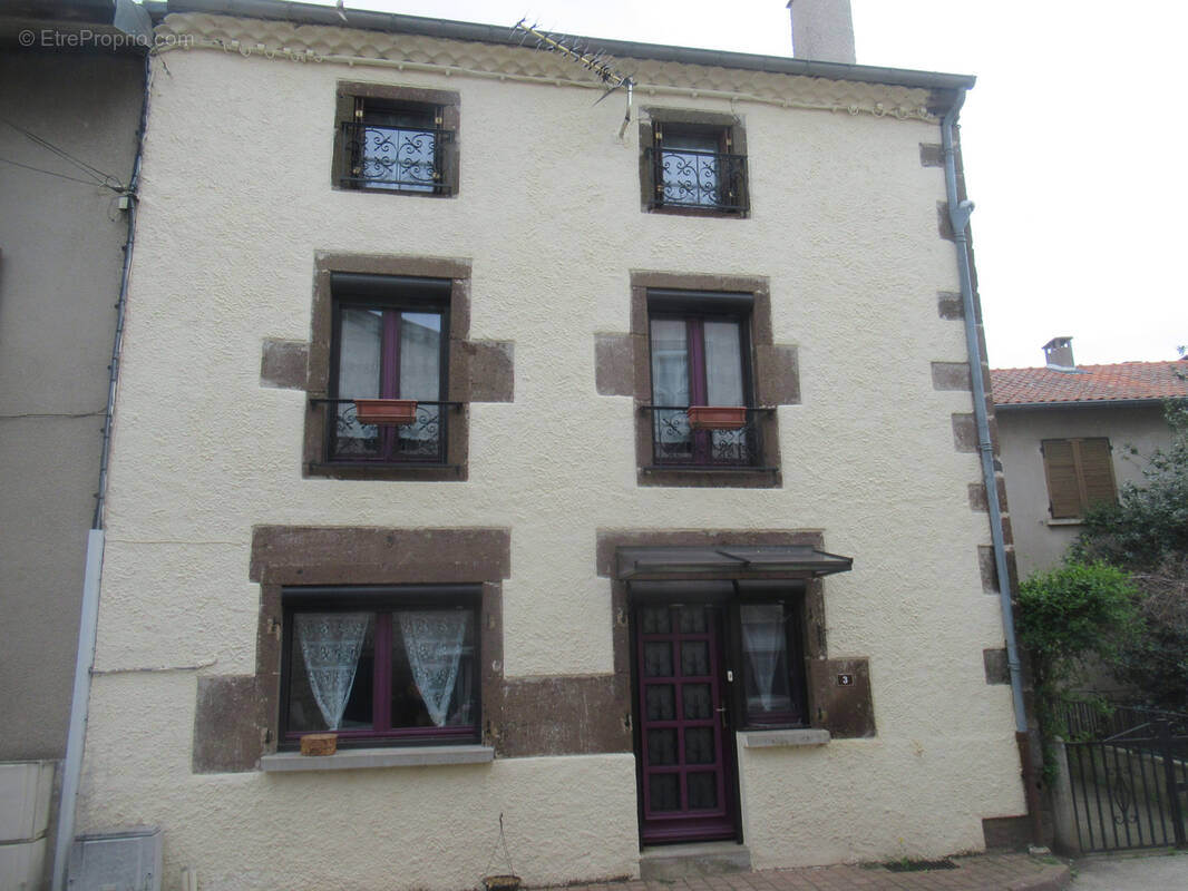 Maison à LOUDES