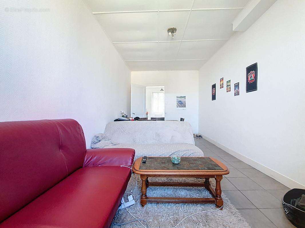 Appartement à PONT-EVEQUE