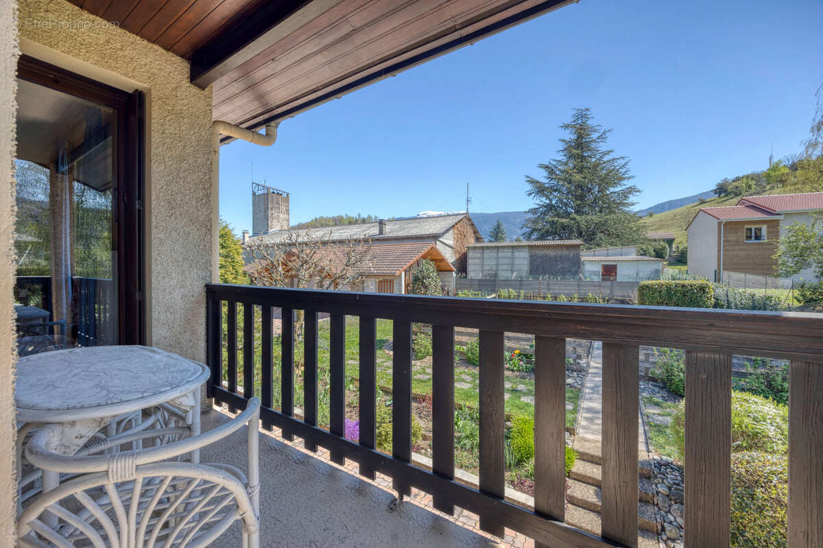 Maison à BRIE-ET-ANGONNES