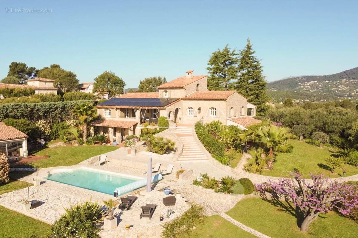 Maison à PEYMEINADE